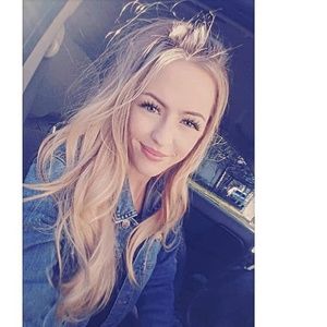 Meet your Posher, Brianna